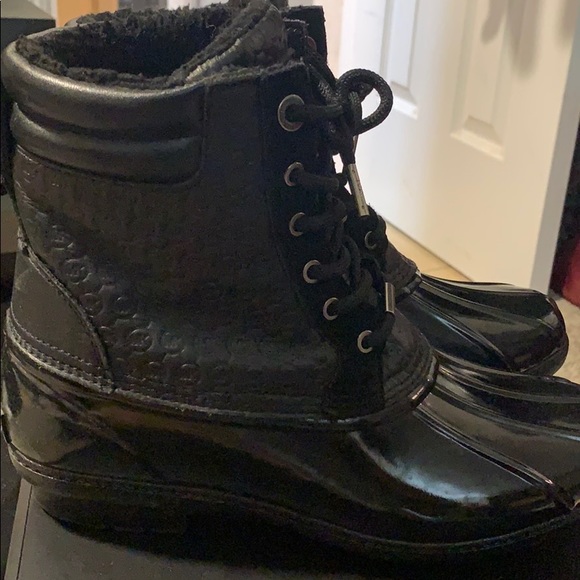 Rain boots women size 7 - Picture 2 of 5